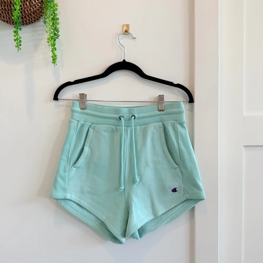 Champion Reverse Weave Women's Mint Green Short Embroidered Back Logo Size Small